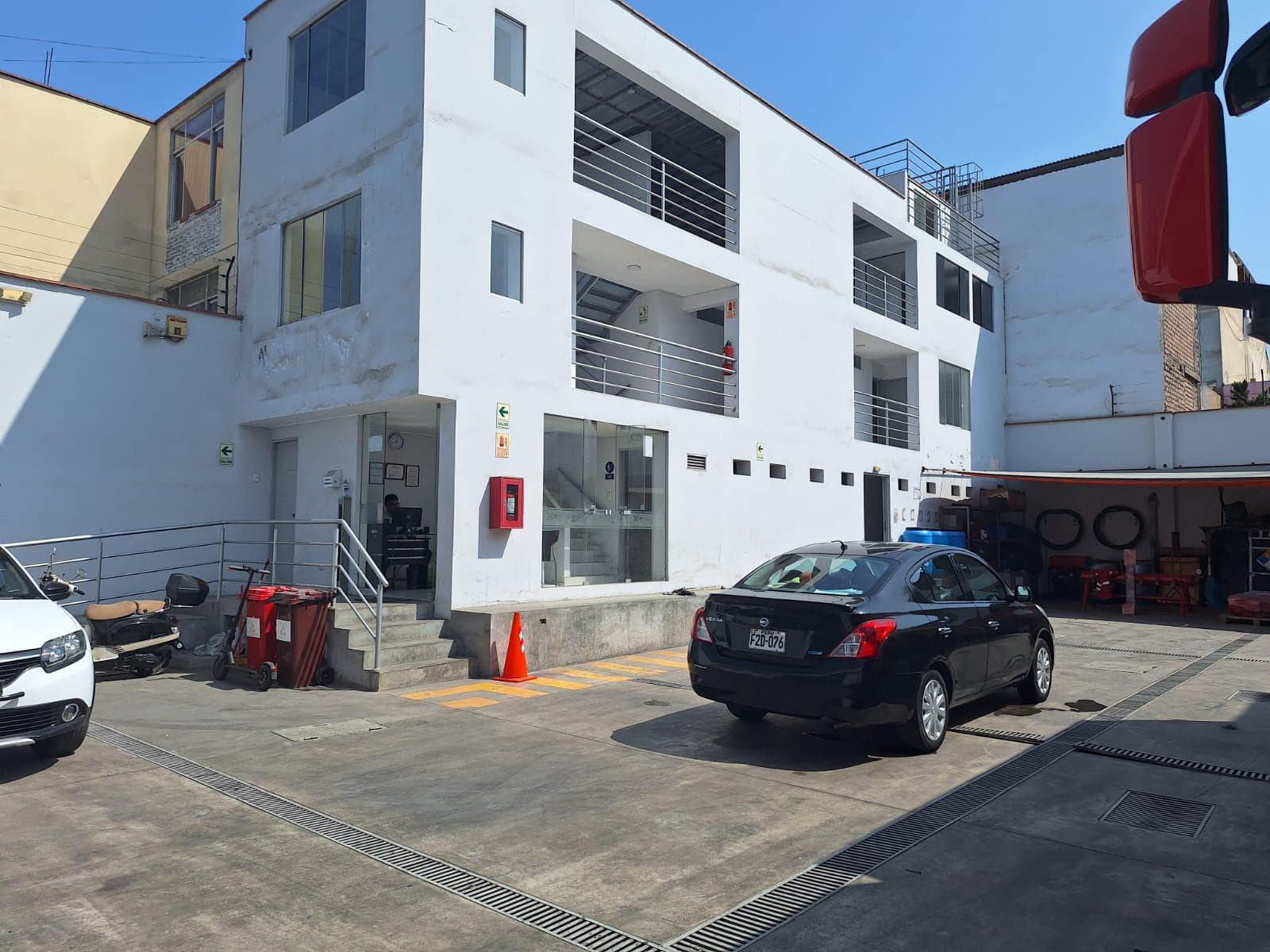 Local en SANTA CATALINA - 1