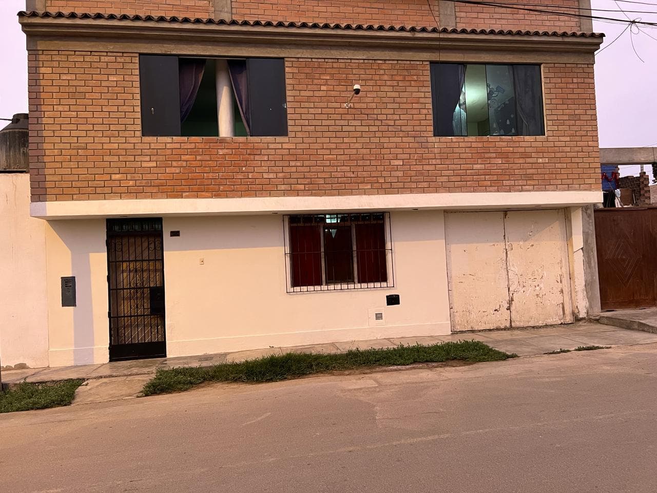 Se Vende Casa en Lurín - 1
