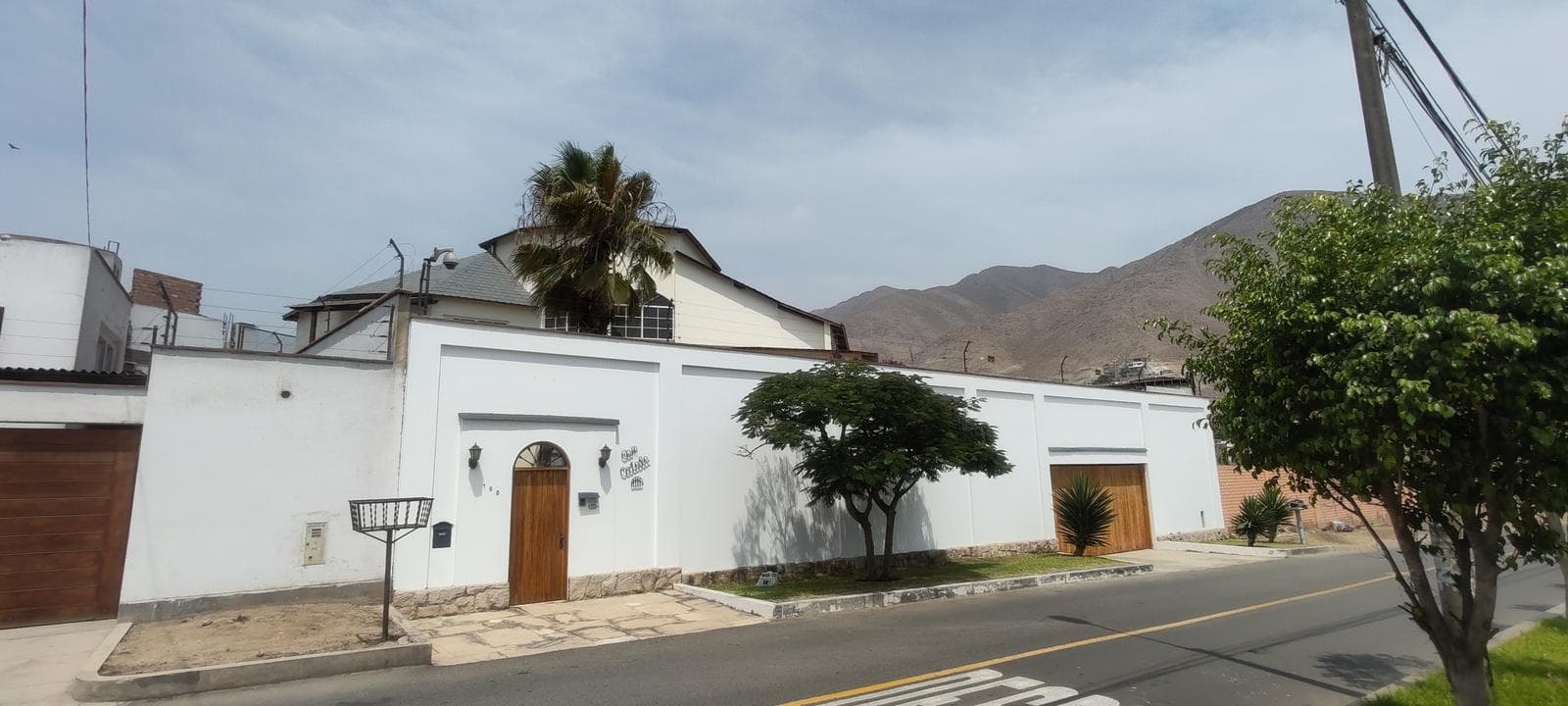 SE VENDE CASA EN LA URBANIZACION EL SOL DE LA MOLINA EXCELENTE UBICACION - 1