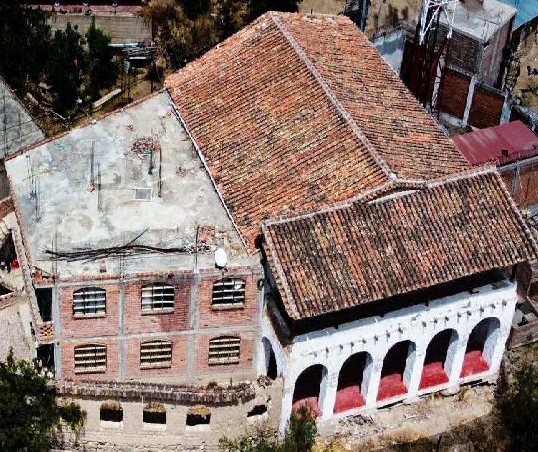 VENTA DE HOSPEDAJE CON VISTA PANORÁMICA EN SANTA ANA, AYACUCHO - 1