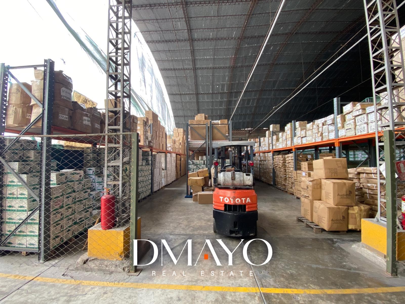 Alquiler Local Comercial y Almacén-en Av. Principal Zorritos con Manoa-Breña - 1