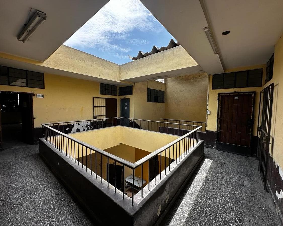 LOCAL COMERCIAL VENTA LIMA, CENTRO HISTÓRICO, AT.1153 M2, FRENTE 19.5 ML. - 1