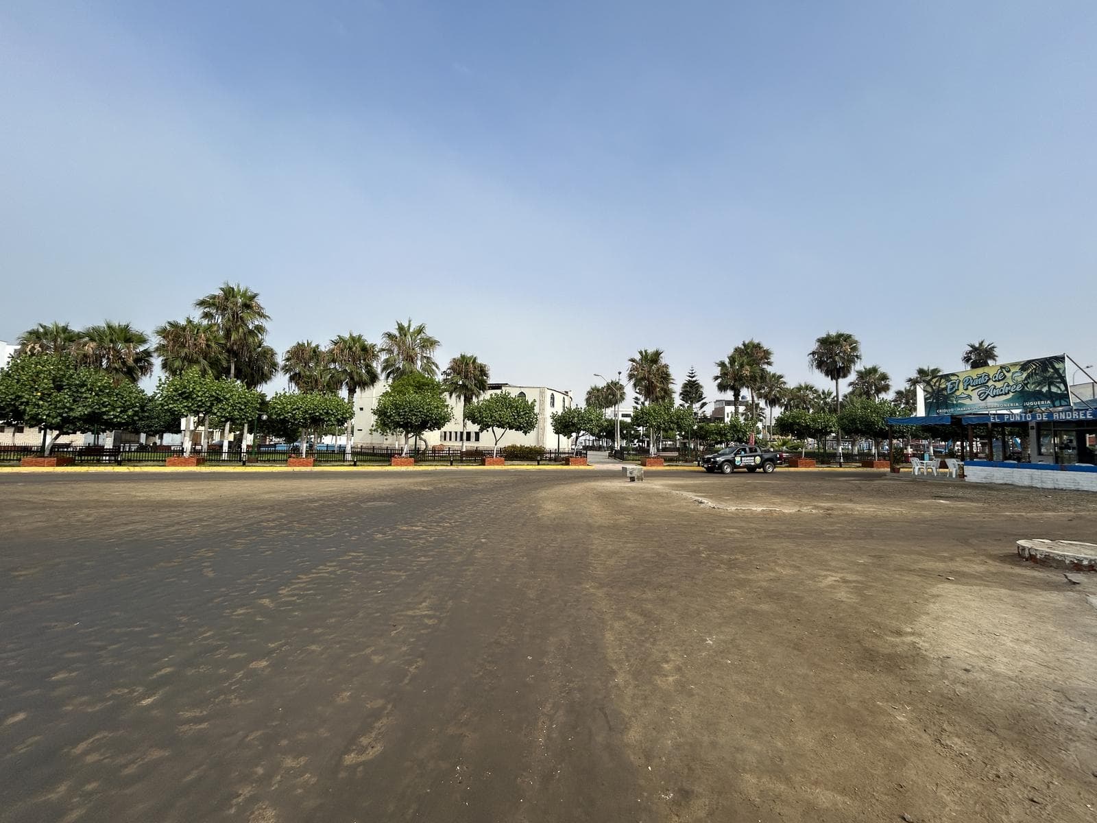 Terreno en Punta Negra cerca Plaza Armas de Punta Negra - 1