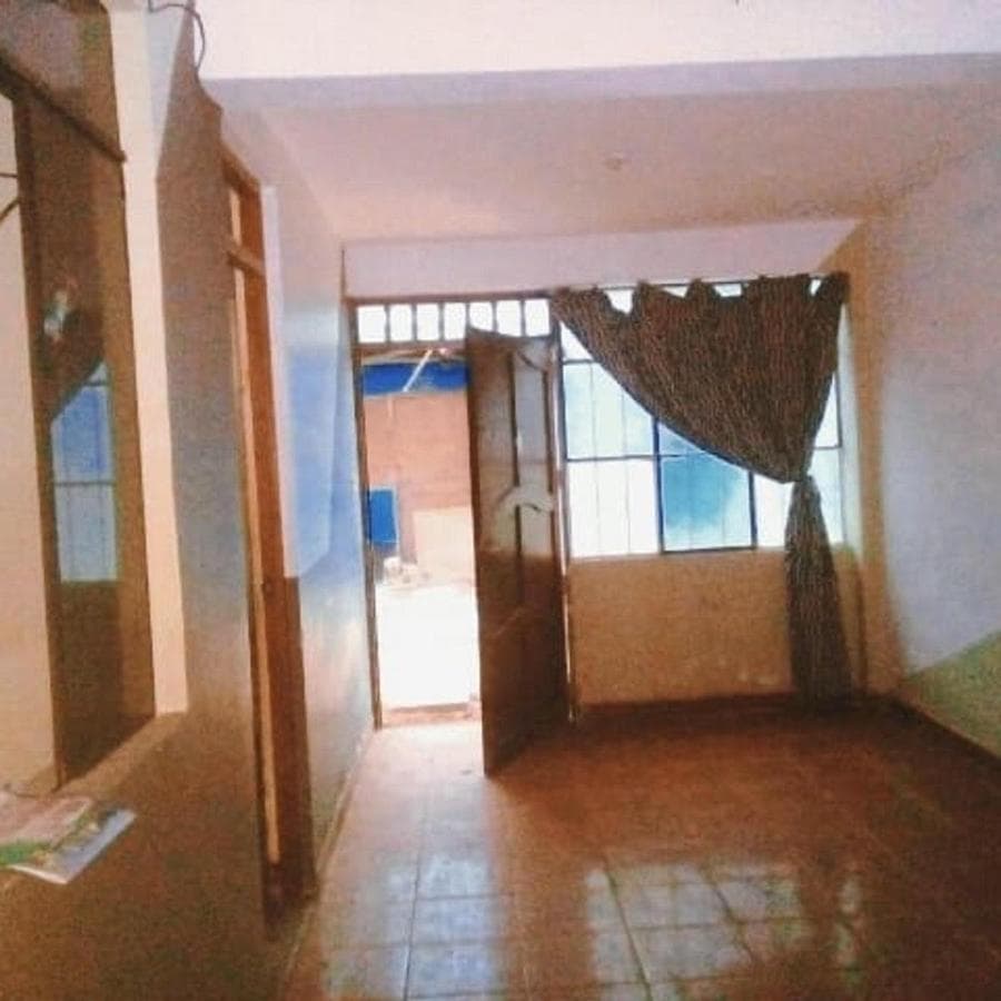 VENTA DE CASA EN ALFREDO VILLA-CALLAO - 1