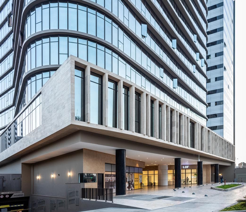 En venta oficina - TIME SURCO - 3 estacionamientos - 1