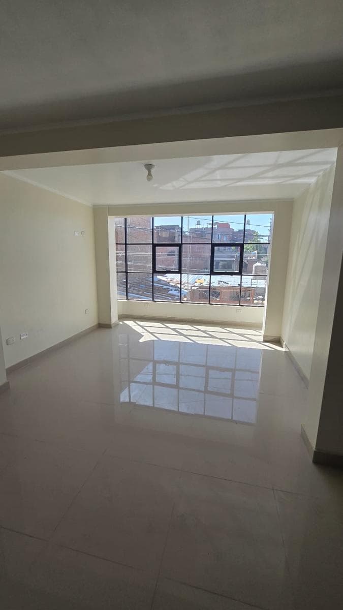 Departamento 2do Piso mas Cochera Calle Mantaro A.H Justicia Paz y Vida - El Tambo - 1