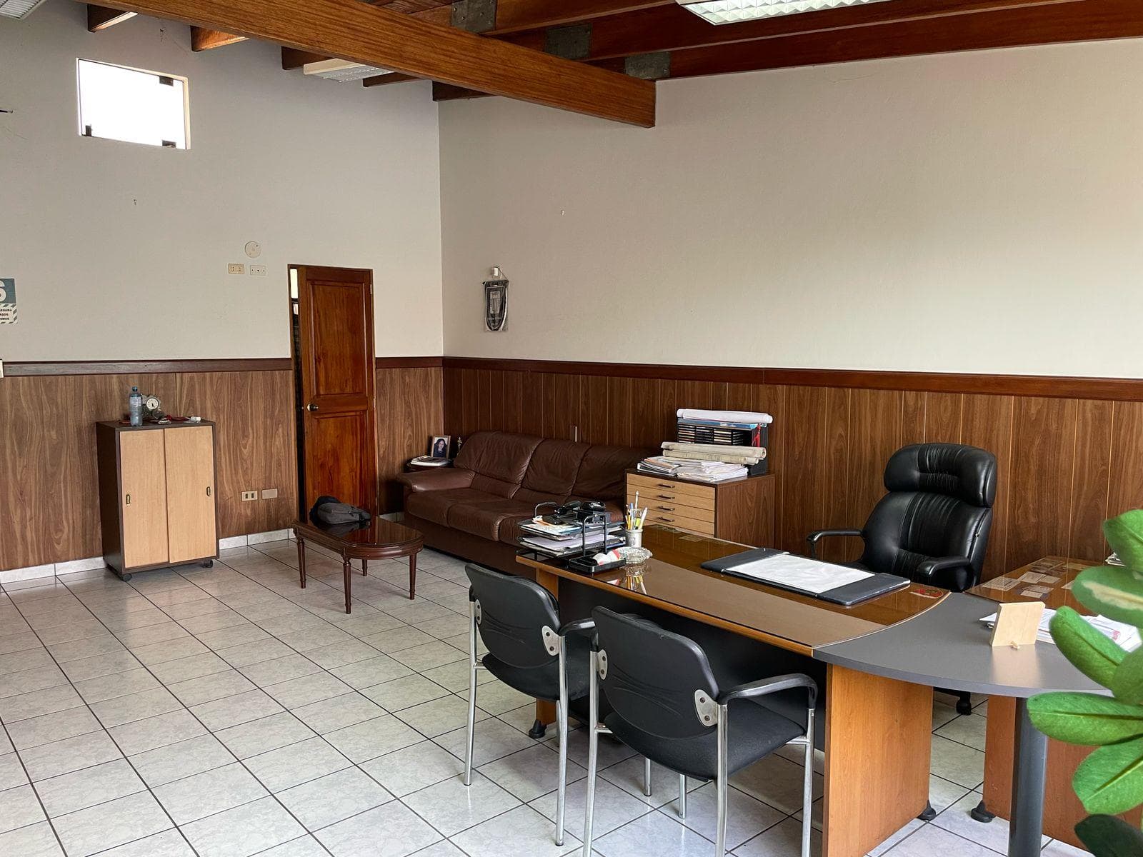 Oficina en Alquiler en Lince - 1