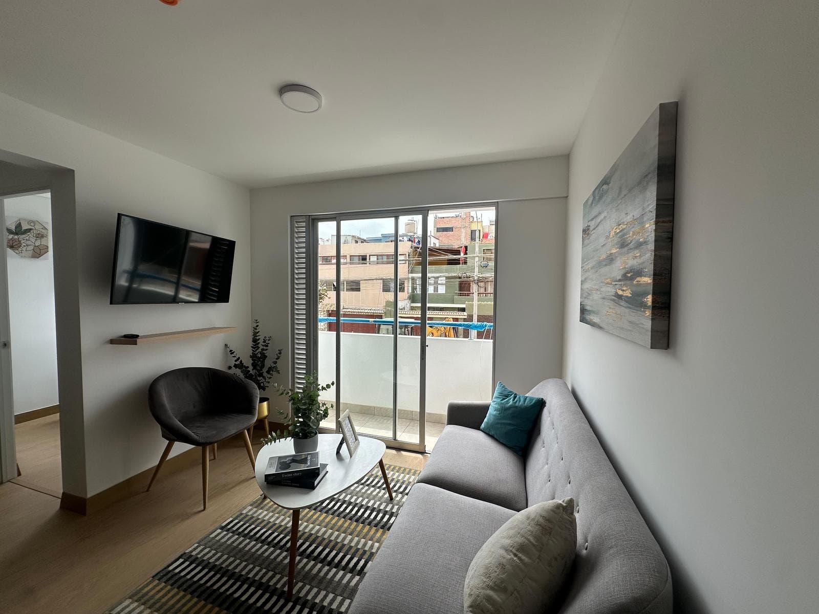 VENTA DE DEPARTAMENTO 3 DORMITORIOS EN SAN MIGUEL - 1