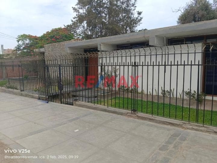 Local En Venta En Luis Galvez 243, Chincha Alta - 1