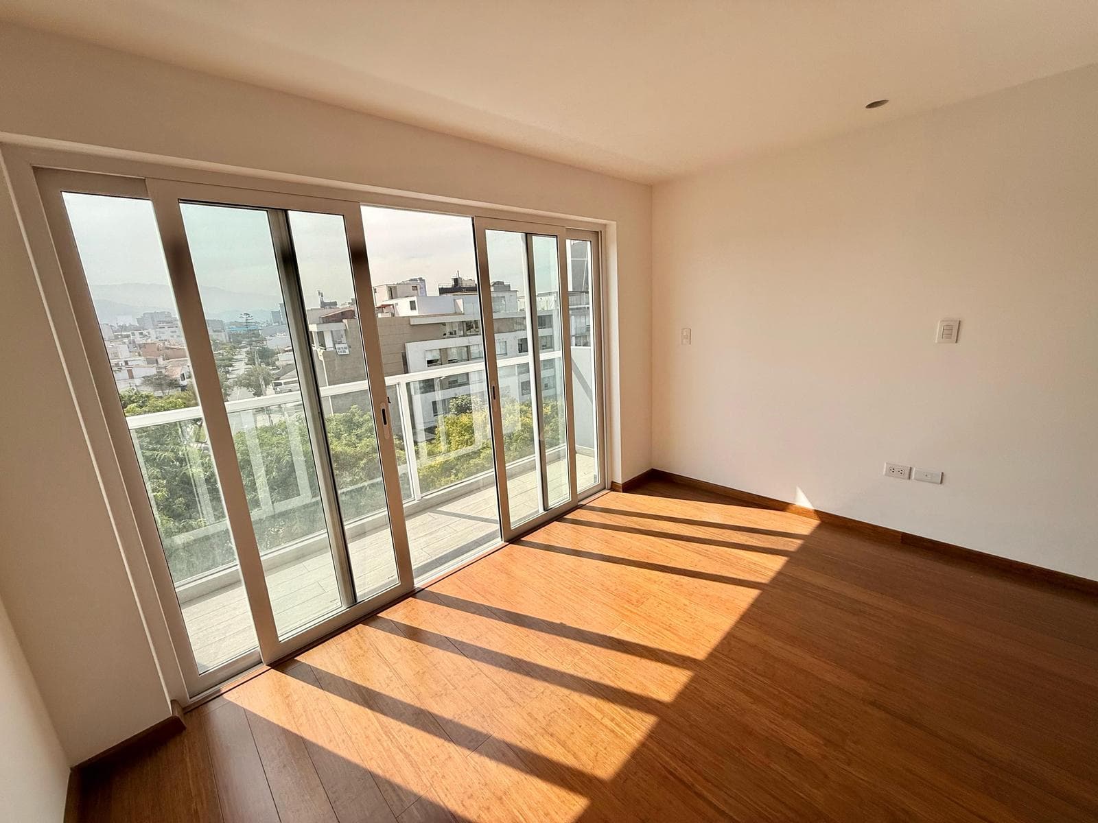 Departamento en Vive la exclusividad y comodidad de este triplex - 1