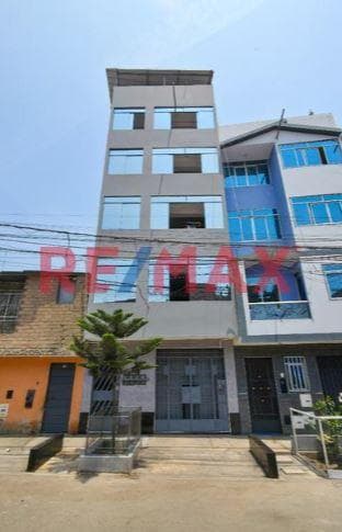 Vendo Local Comercial En El Segundo Piso - 1