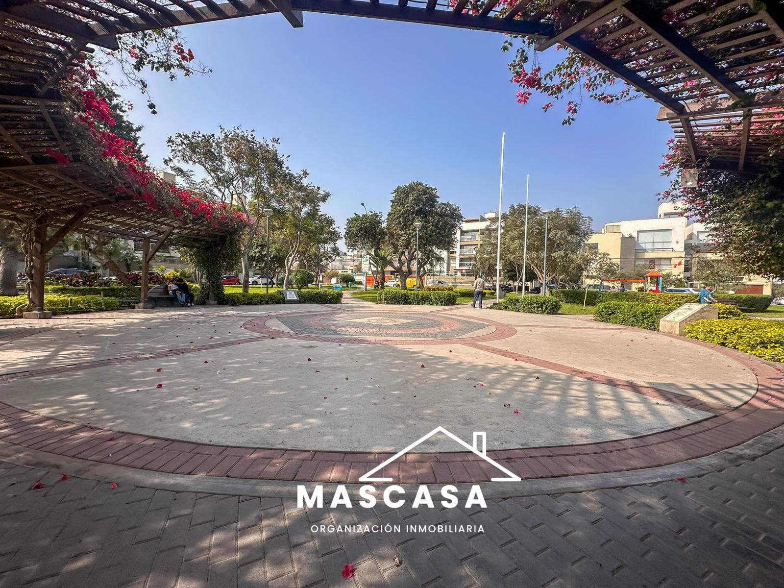 VENDO DUPLEX EN SAN BORJA VISTA A PARQUE DE ESTRENO - 1