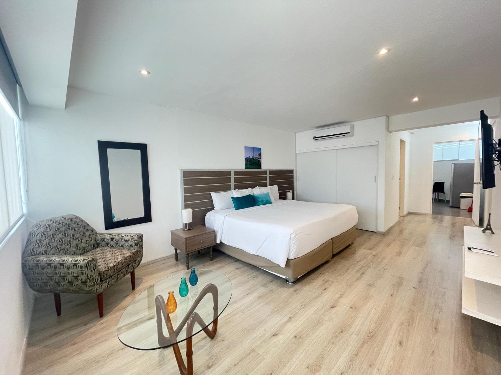 Vendo edificio para hospedaje en Miraflores - 1