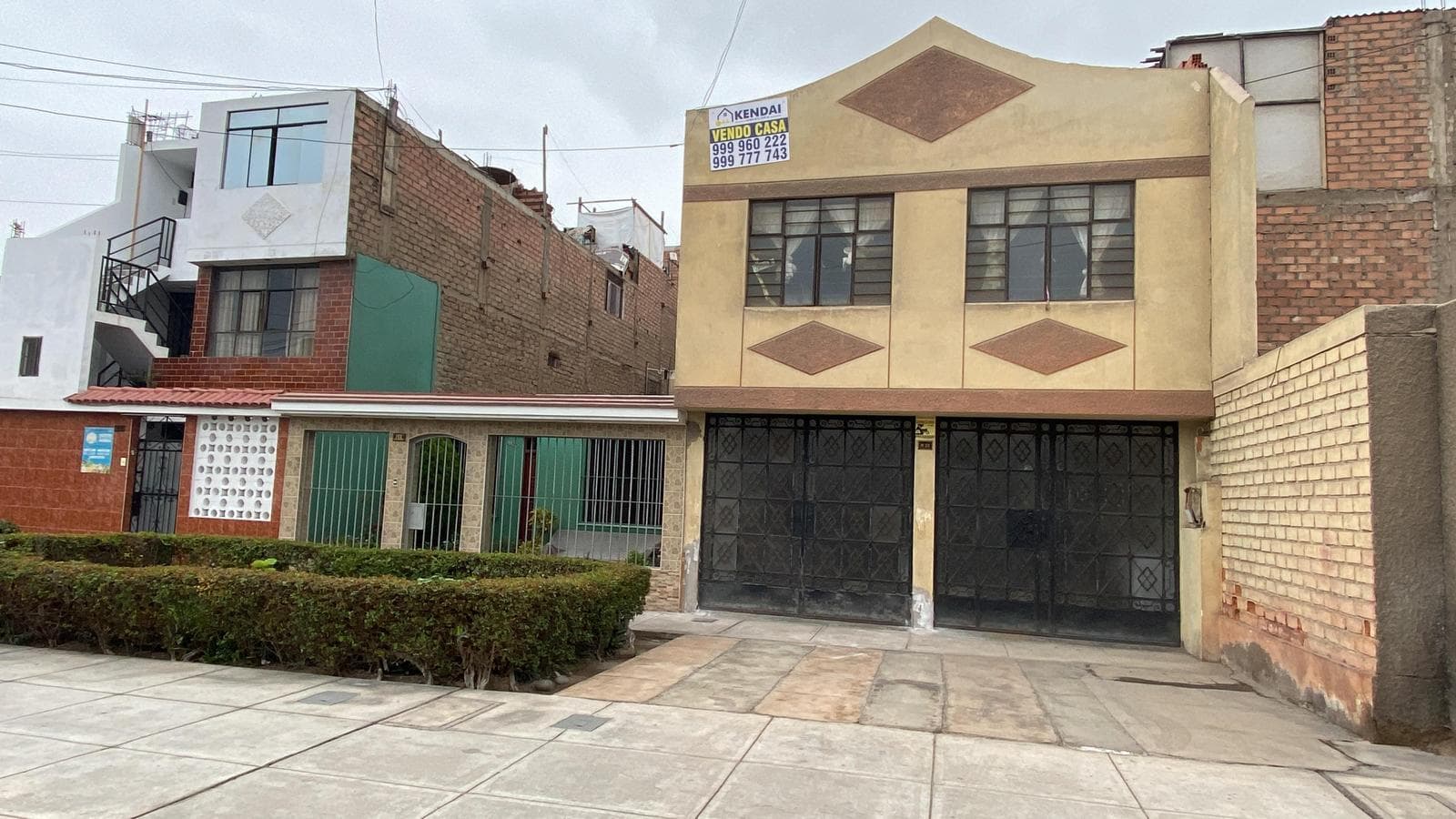 Casa frente a MINKA, Pedro Ruiz Gallo Mz M. - 1