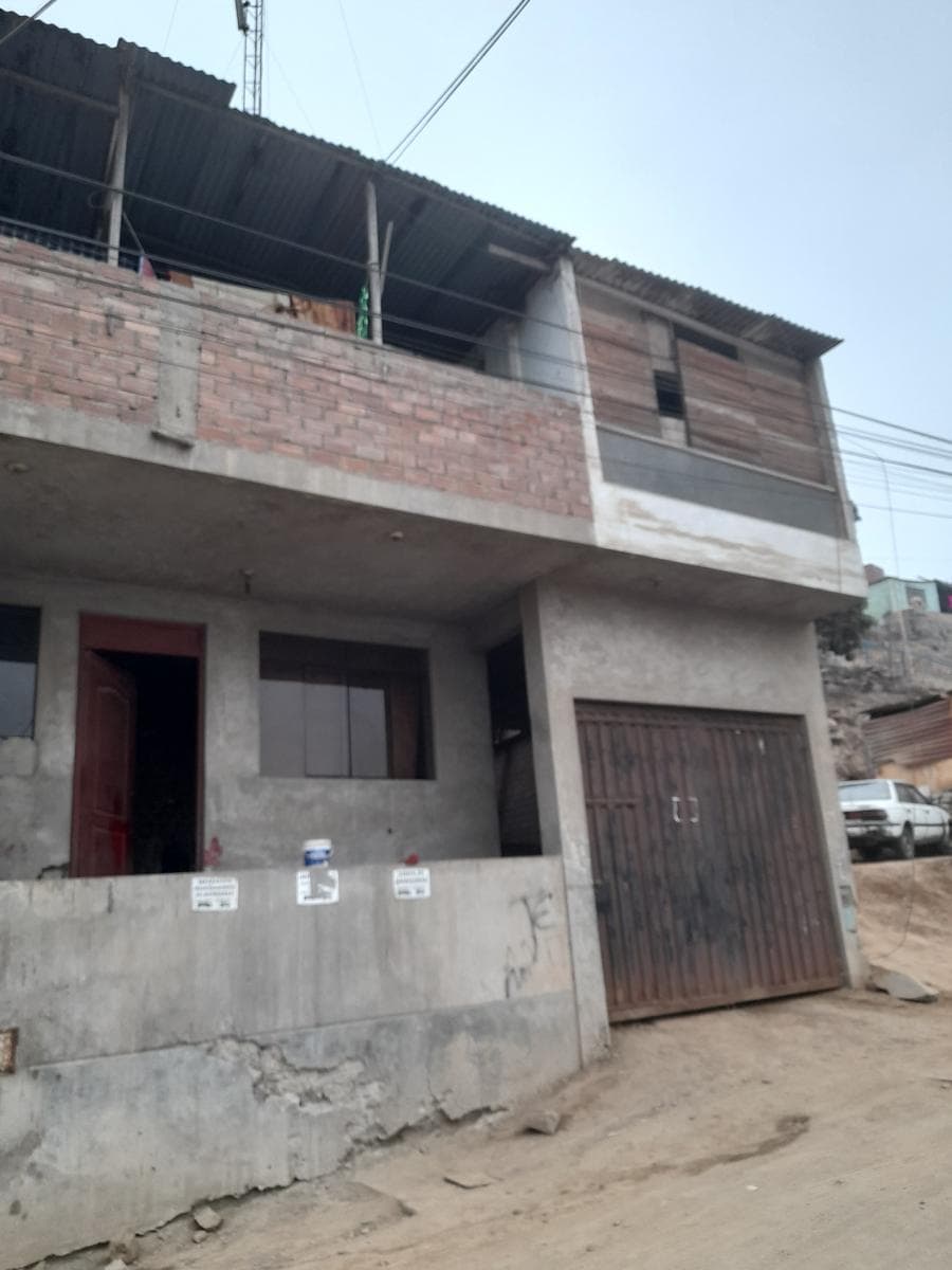 Casa a la Venta en Comas - 1