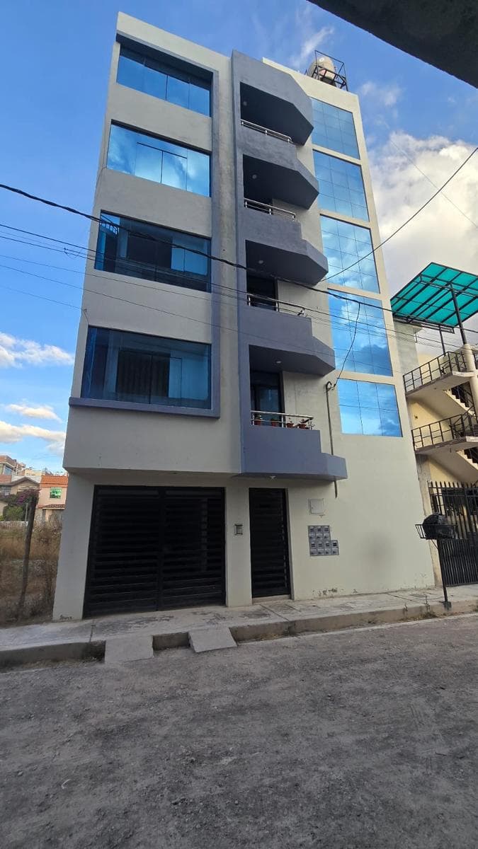 Departamentos en 1er y 6to Piso Jr. Ficus Urb. Terrazas del Mantaro cerca a la Fiscalía - 1