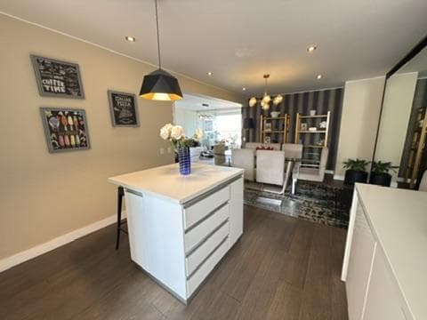 MODERNO TRIPLEX ACABADOS DE LUJO - 1