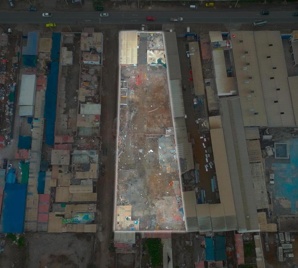 VENTA DE TERRENO EN ESQUINA DE 2780 m²- CEDROS DE VILLA ID: 3 3 3 1 5 - 1