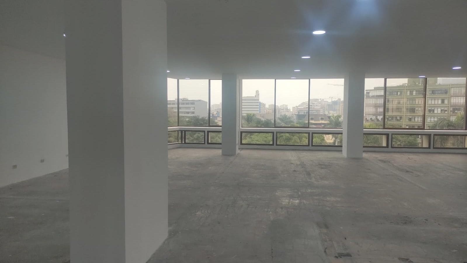 Venta local comercial Larco 345 Miraflores Piso 4 - 1