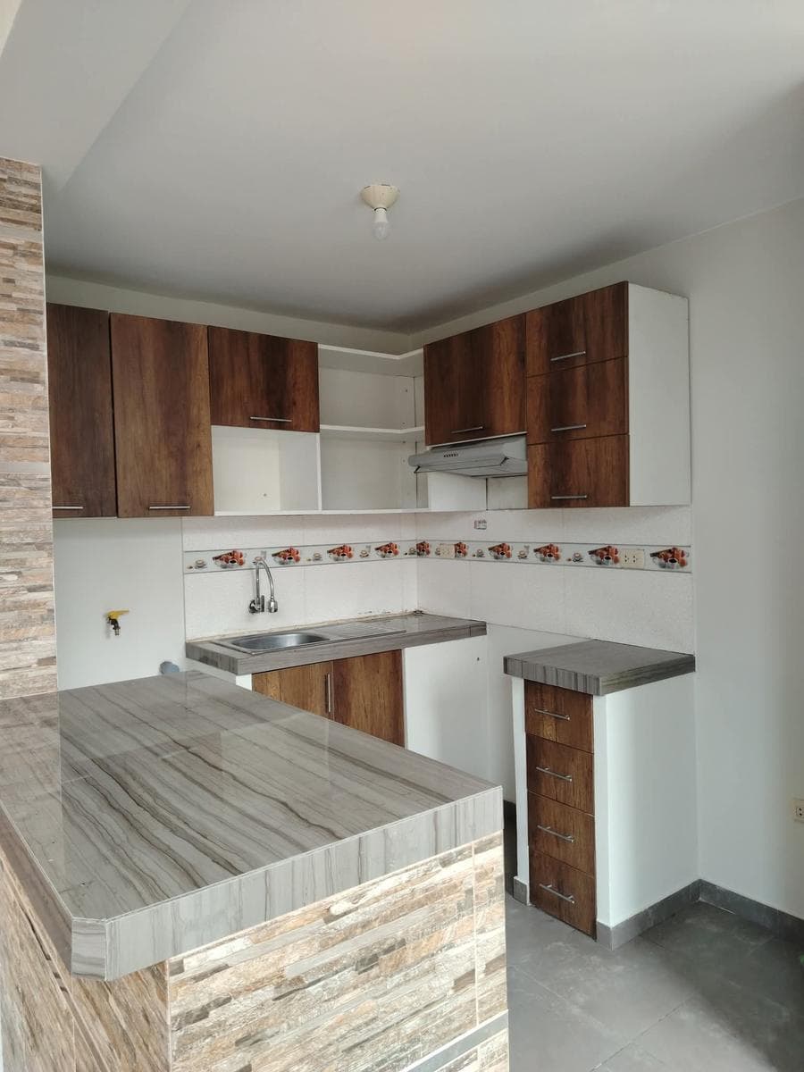 Vendo departamento a una cuadra del Ovalo Papal, a pocos pasos de la UNC, Upao - 1