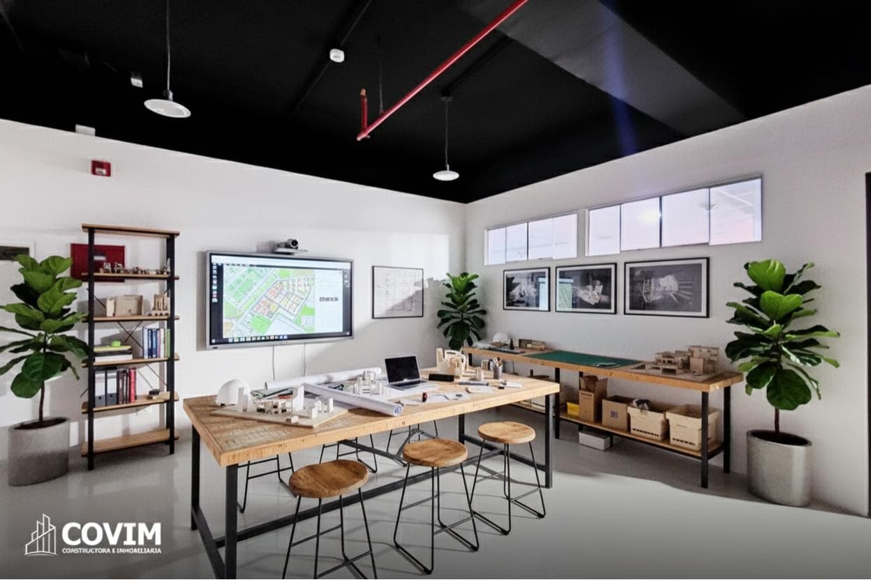 Oficina en Alquiler en City Center – Cerro Colorado - 1