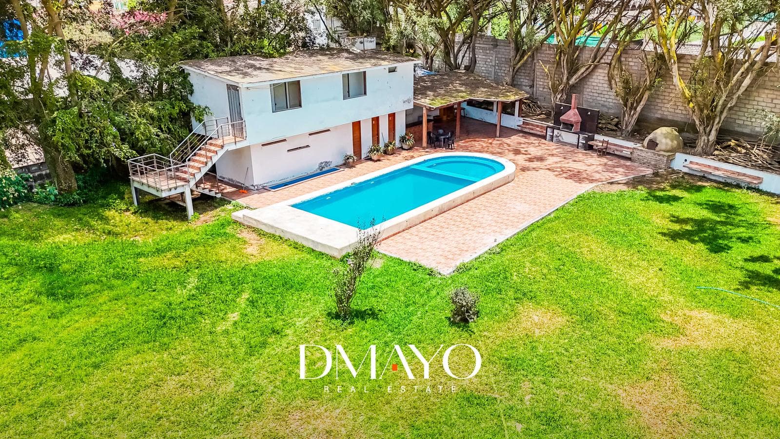 VENTA Casa de Campo en Condominio Privado – 2,557 m² de Terreno Piscina - Pachacamac - 1