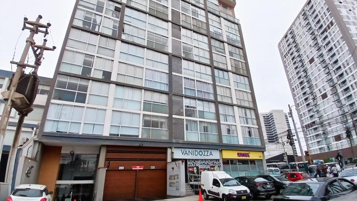 Departamento en Venta, en Surquillo, Limatambo, Los negocios. - 1