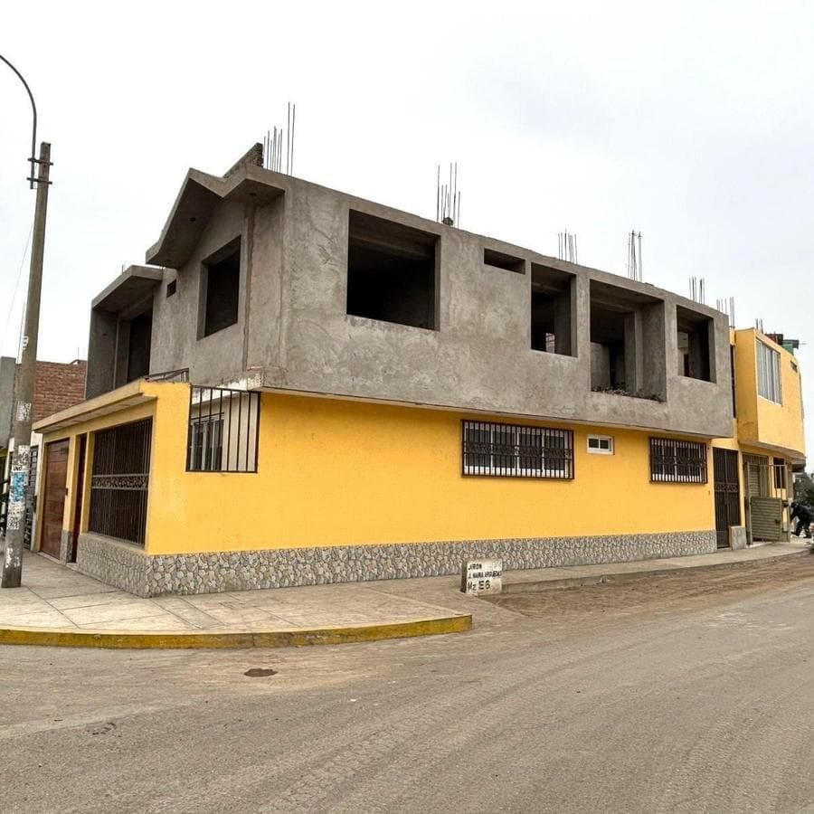 Venta de casa, departamento y local comercial. Todo en uno! San Antonio de Carabayllo - 1