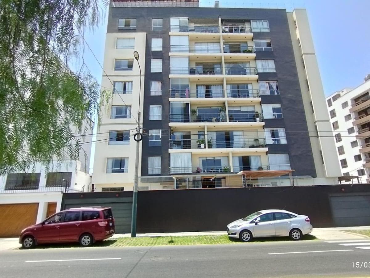 SE VENDE ENCANTADOR DEPARTAMENTO FRENTE A PARQUE EN CORPAC SAN BORJA - 1