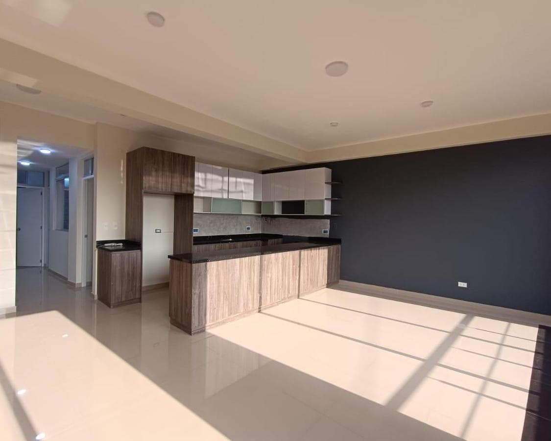 Se vende Dpepartamento 301 en Chorrillos Urb. Las Delicias de Villa - 1