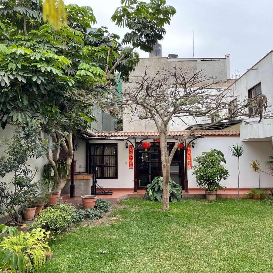 Gran Casa en venta en Miraflores San Antonio - 1