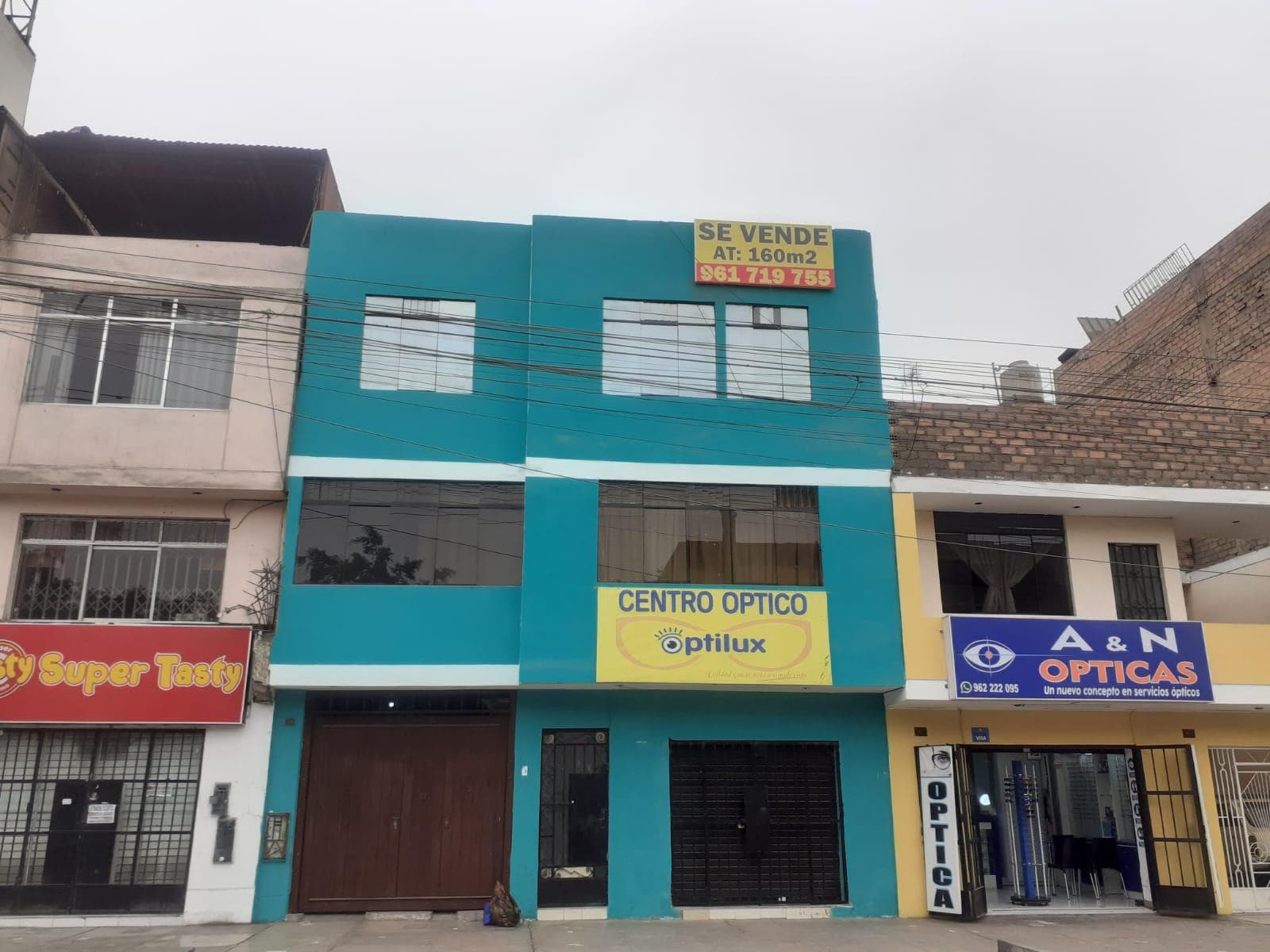 Edificio Comercial en LOS PINARES - 1