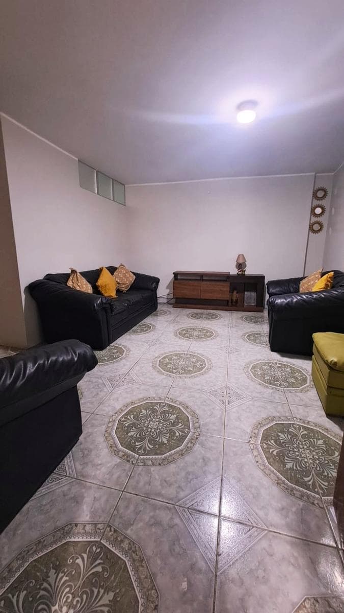 ALQUILER DE LOCAL COMERCIAL EN AYACUCHO - 1