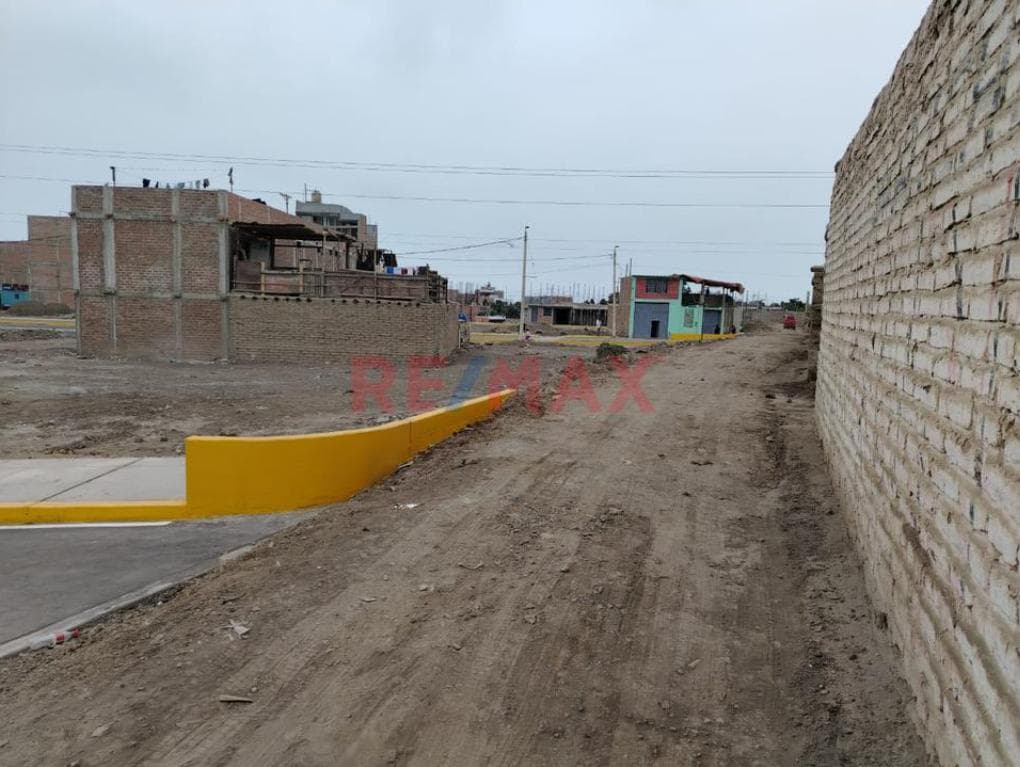 Se Vende Terreno Urbano En Barranca - 1