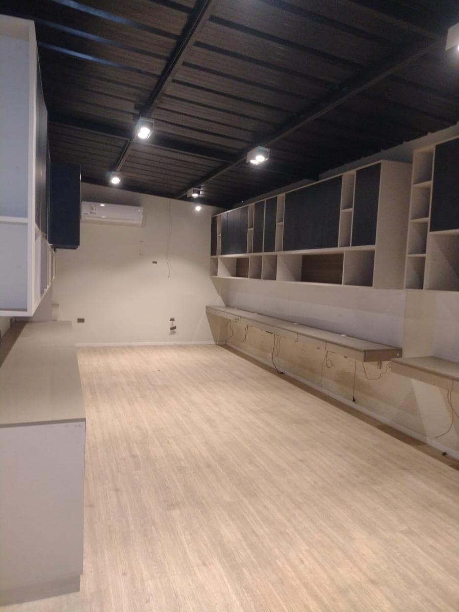 Edificio Comercial en Chancay - 1