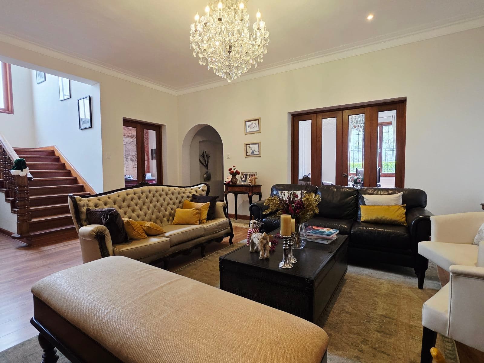 CASA EN VENTA | TERRAZA | JARDÍN | 3 PISOS - 1