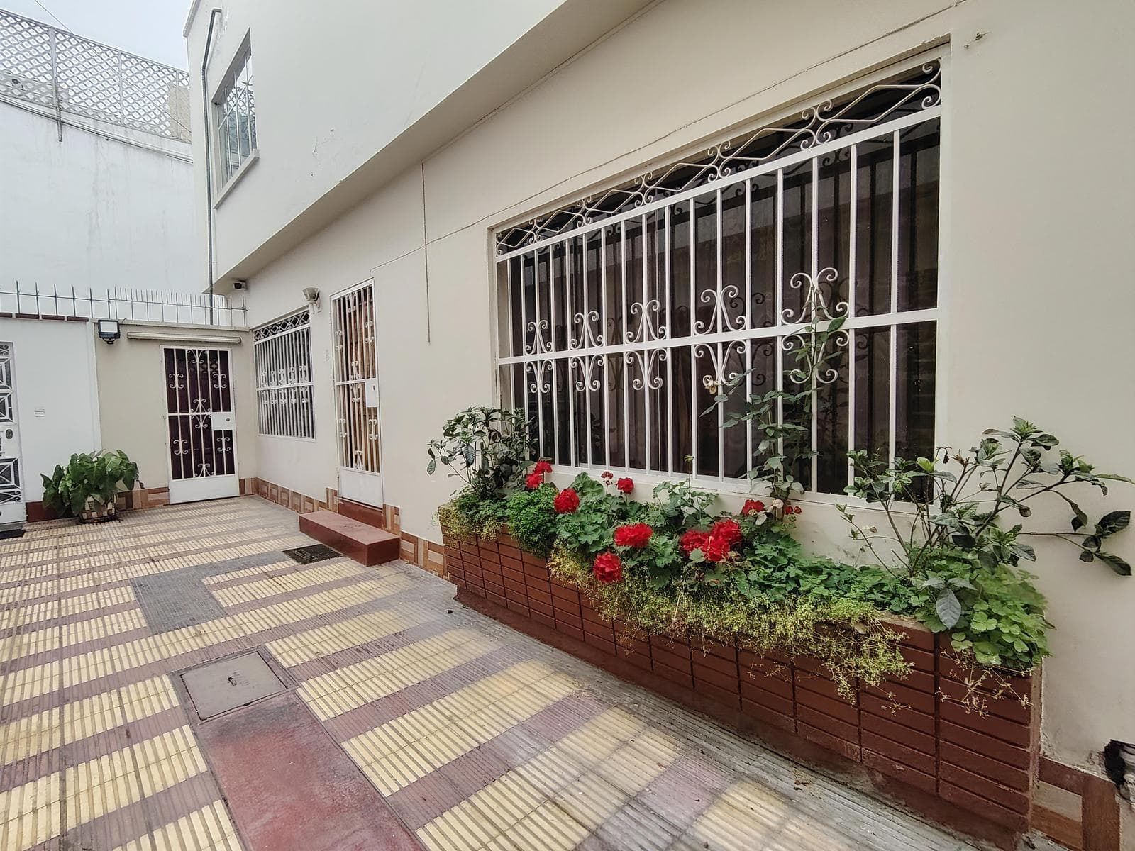 Casa en alquiler en Miraflores San Antonio 120m2 - 1