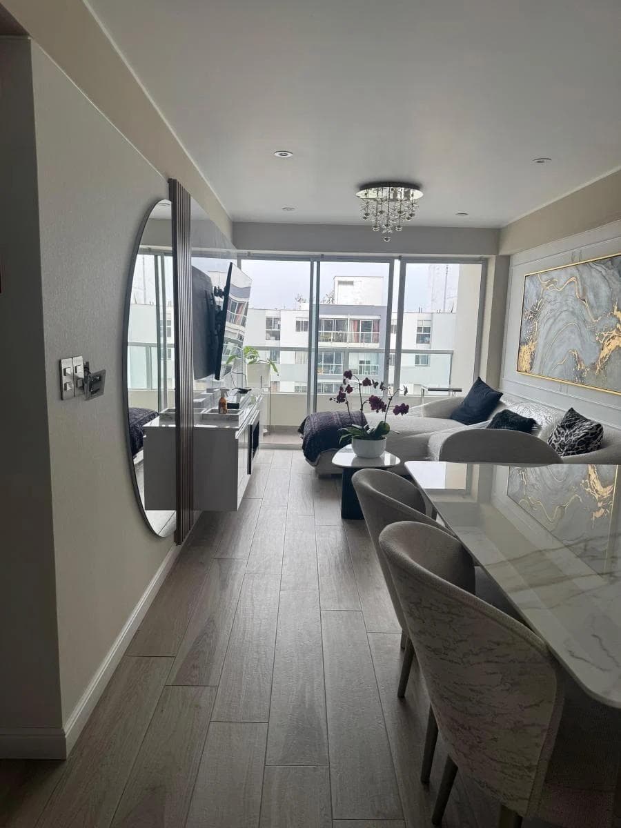 VENTA DE HERMOSO DEPARTAMENTO EN JESUS MARIA - 1