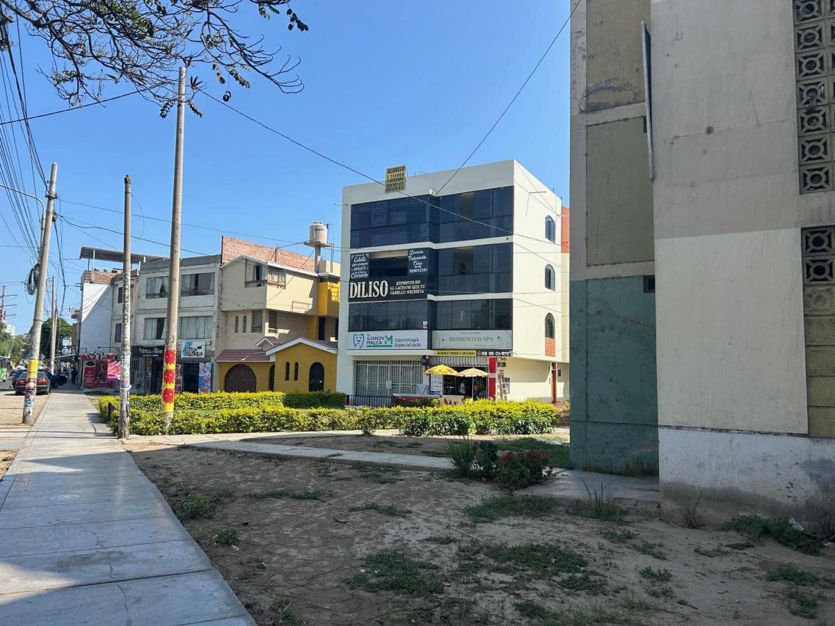 VENDO DEPARTAMENTO 2PSO AV.AMERICA URB. LOS PINOS C/OVALO LARCO Y PAPAL TRUJILLO - 1