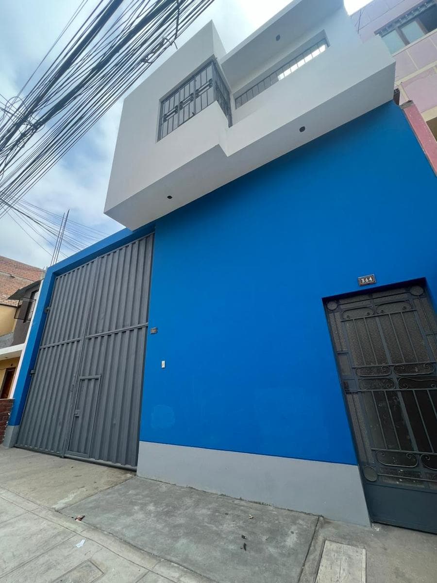 Venta de amplio local cerca de centro aereo comercial del Callao - 1