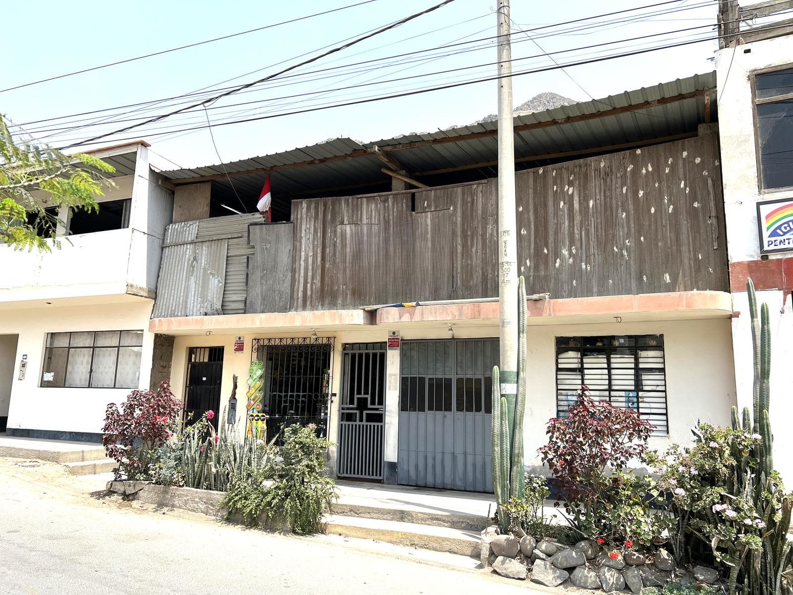 CASA EN CIENEGUILLA CON GRAN OPORTUNIDAD DE INVERSIÓN EN AV. SAN MARTIN, MAGDA PORTAL - 1