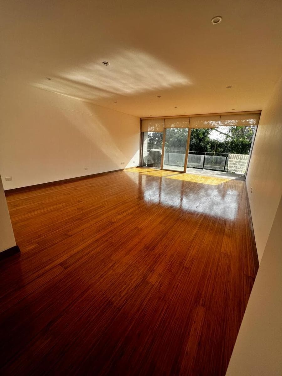 Hermoso Y Amplio Departamento En Chacarilla - 1