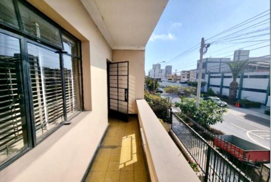 VENTA DE CASA EN PUEBLO LIBRE - 1