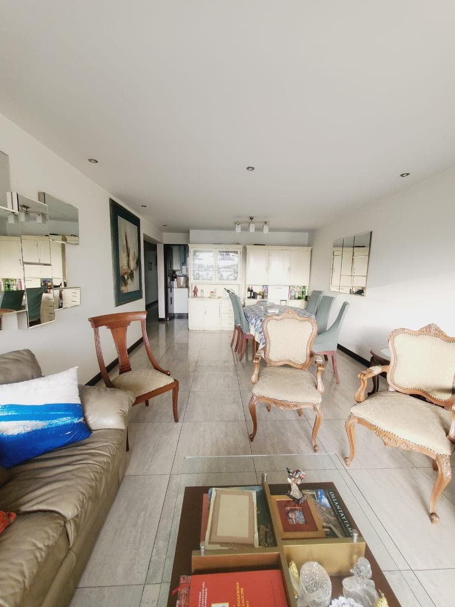 Departamento en Venta Chacarilla - 1