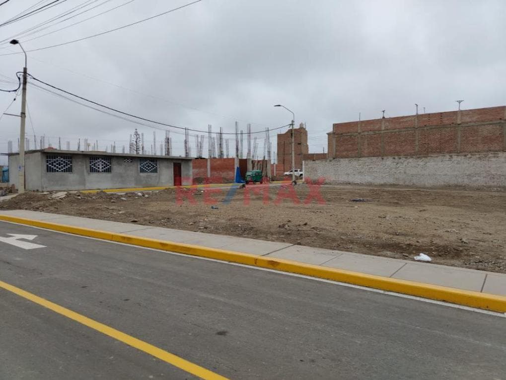 Se Vende Terreno Urbano En La Urb. Chapi De Barranca - 1
