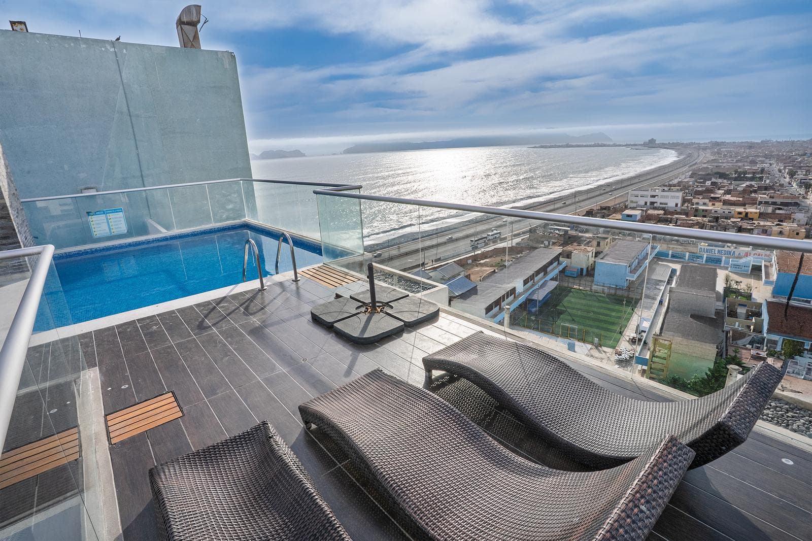 Departamento en venta en La Perla – 1 dormitorio con áreas comunes frente al malecón Costanera - 1