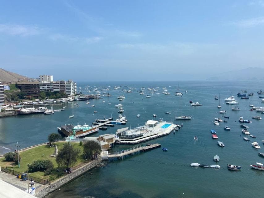 Vendo Bello Departamento Flat en Malecón San Martín N 2, Piso 9, Ancón - 1