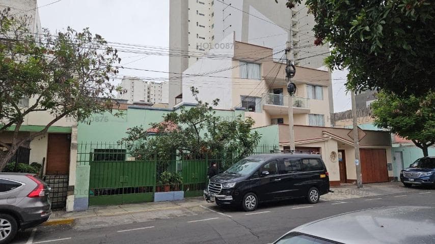 Vendo Terreno en Calle Domingo Elias N 4, Urb. Santa Cruz, Miraflores - 1