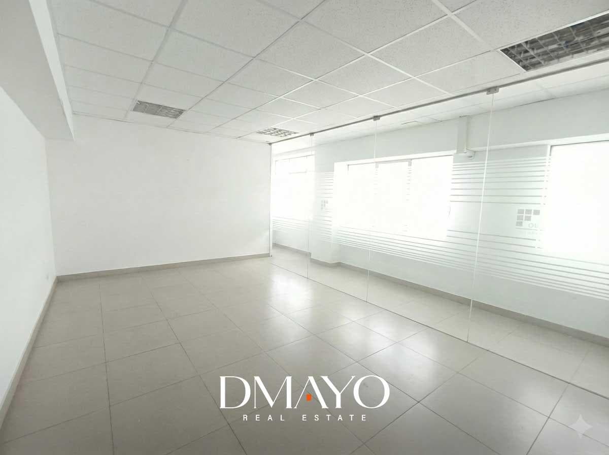 Oficina en Alquiler en JR. de La Unión | 118.06 m² | Ubicación estratégica y funcional - 1
