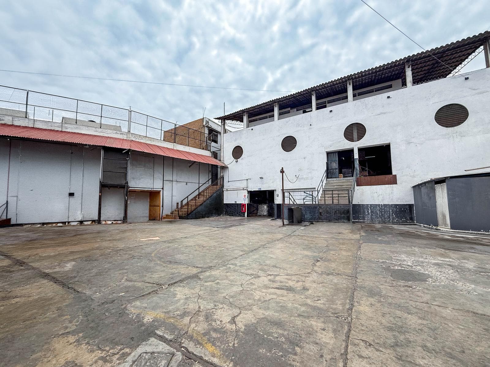 Venta de Terreno en Av. El Sol – Chorrillos | Oportunidad para desarrollo inmobiliario - 1